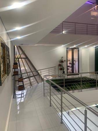 Gallery Frame